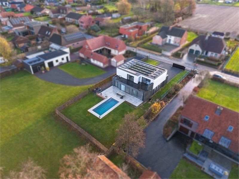 MAGNIFIEKE OPEN BEBOUWING MET GROOT ZWEMBAD EN 400M² AAN BEWOONBARE OPPERVLAKTE IN HET GEZELLIGE WELLEN foto 57