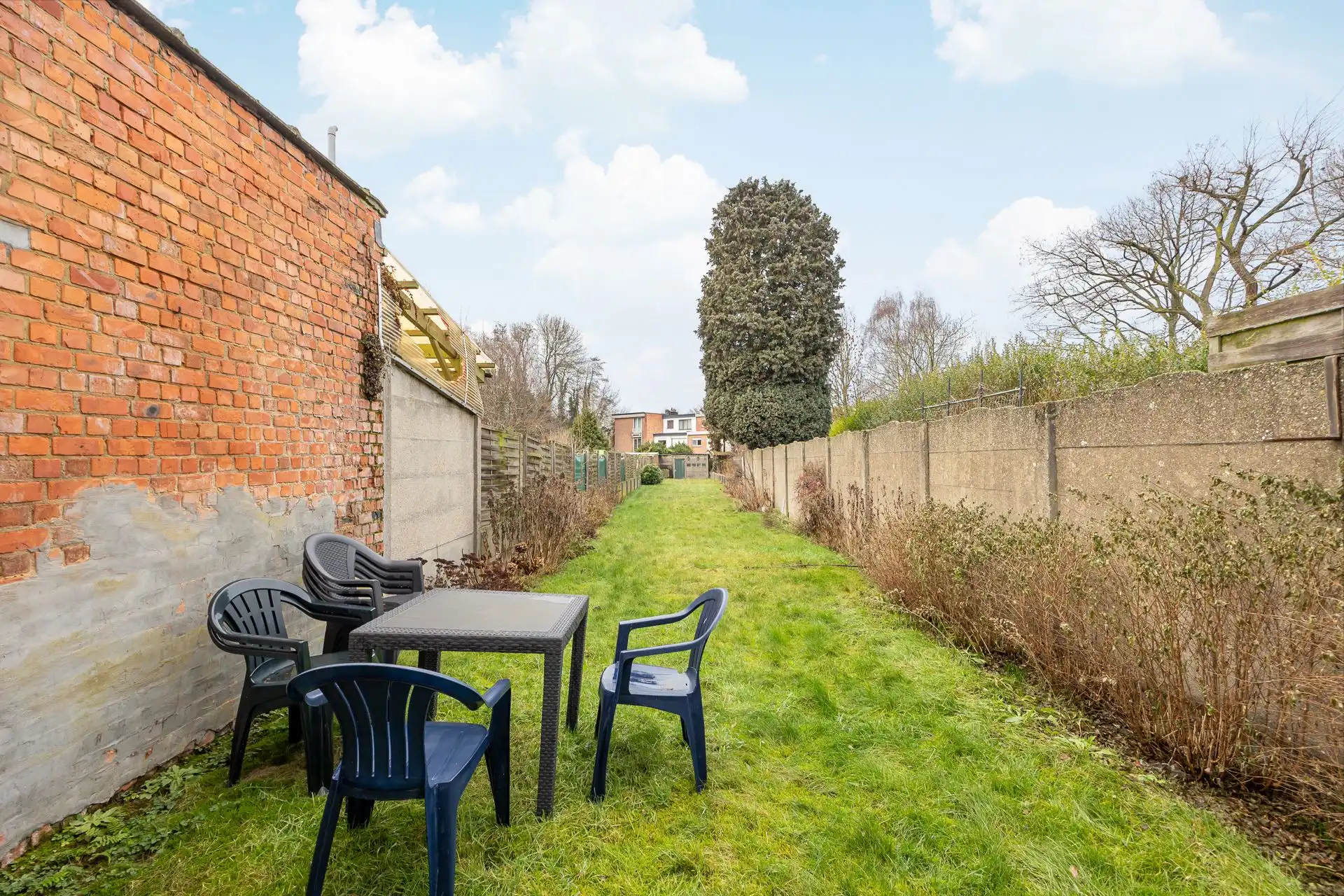 Te renoveren woning met potentieel in de Letterkundestraat! foto 25