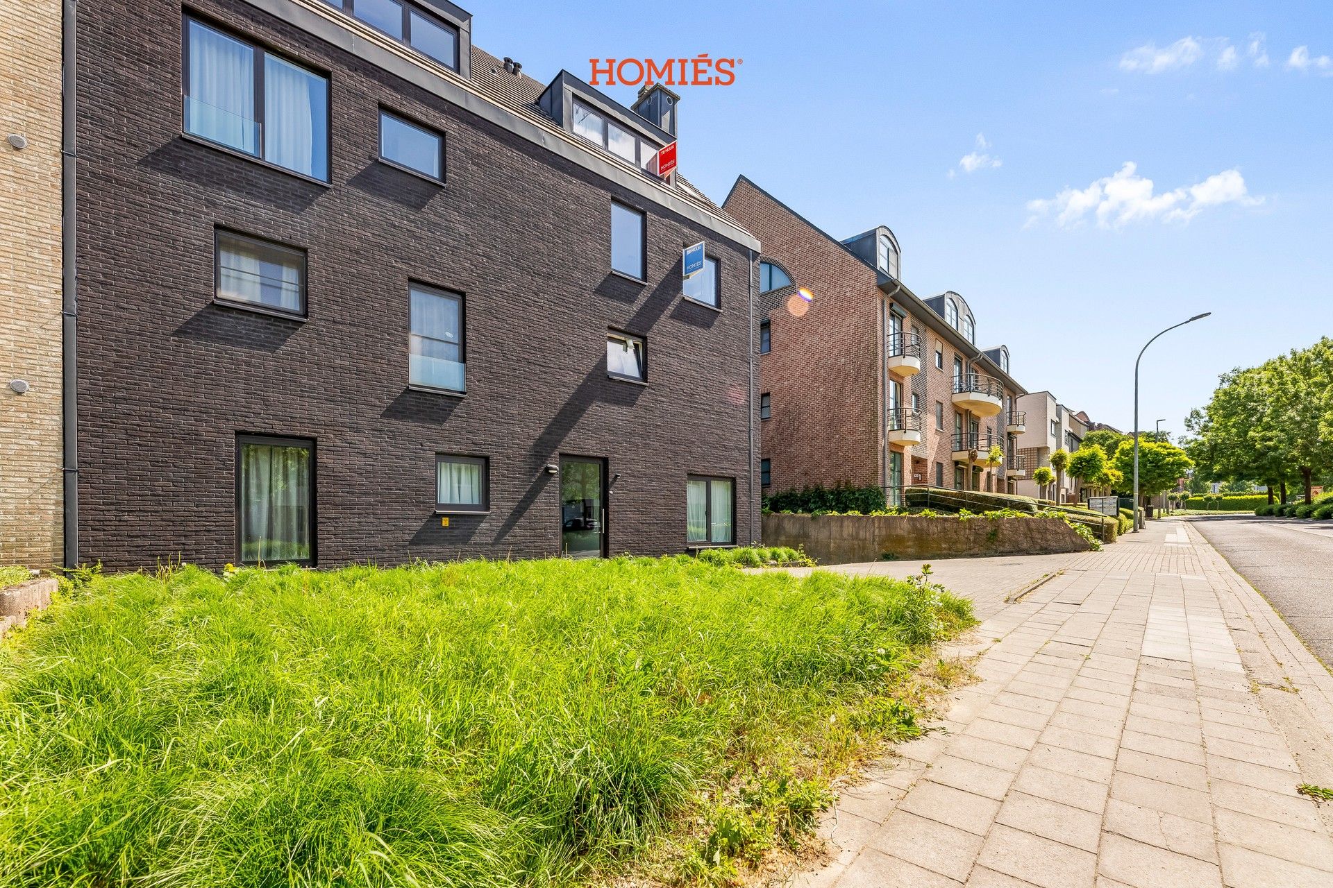 Ruim triplex appartement op strategische locatie foto 12