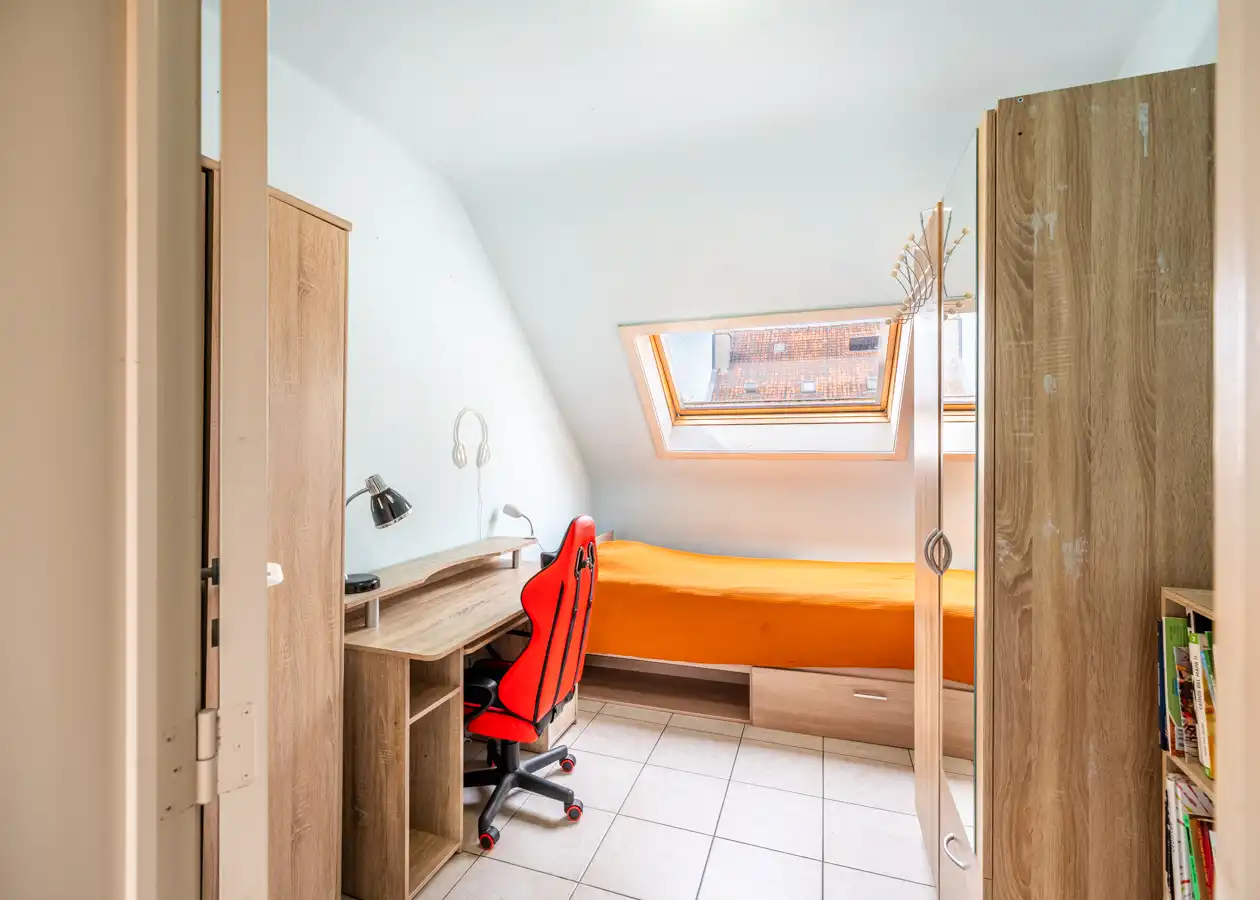 Ruim duplexappartement met 3 slaapkamers en zonnig terras foto 17