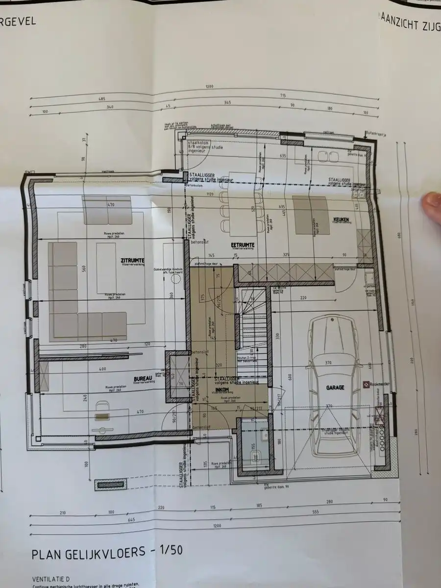 Volledig vernieuwde energiezuinige woning met garage en 3 slpk! foto 26