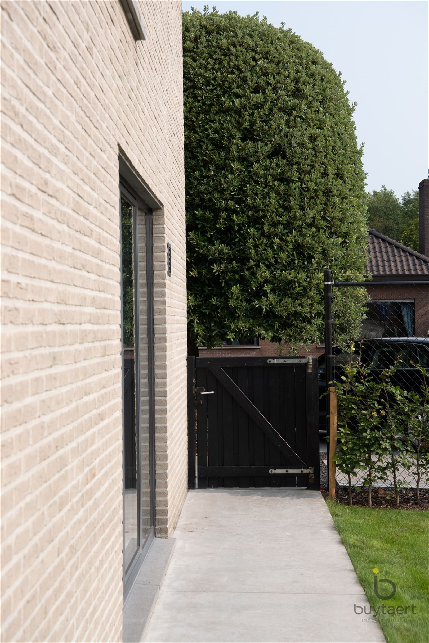  Moderne halfopen woning met karakter in rustige omgeving. foto 58