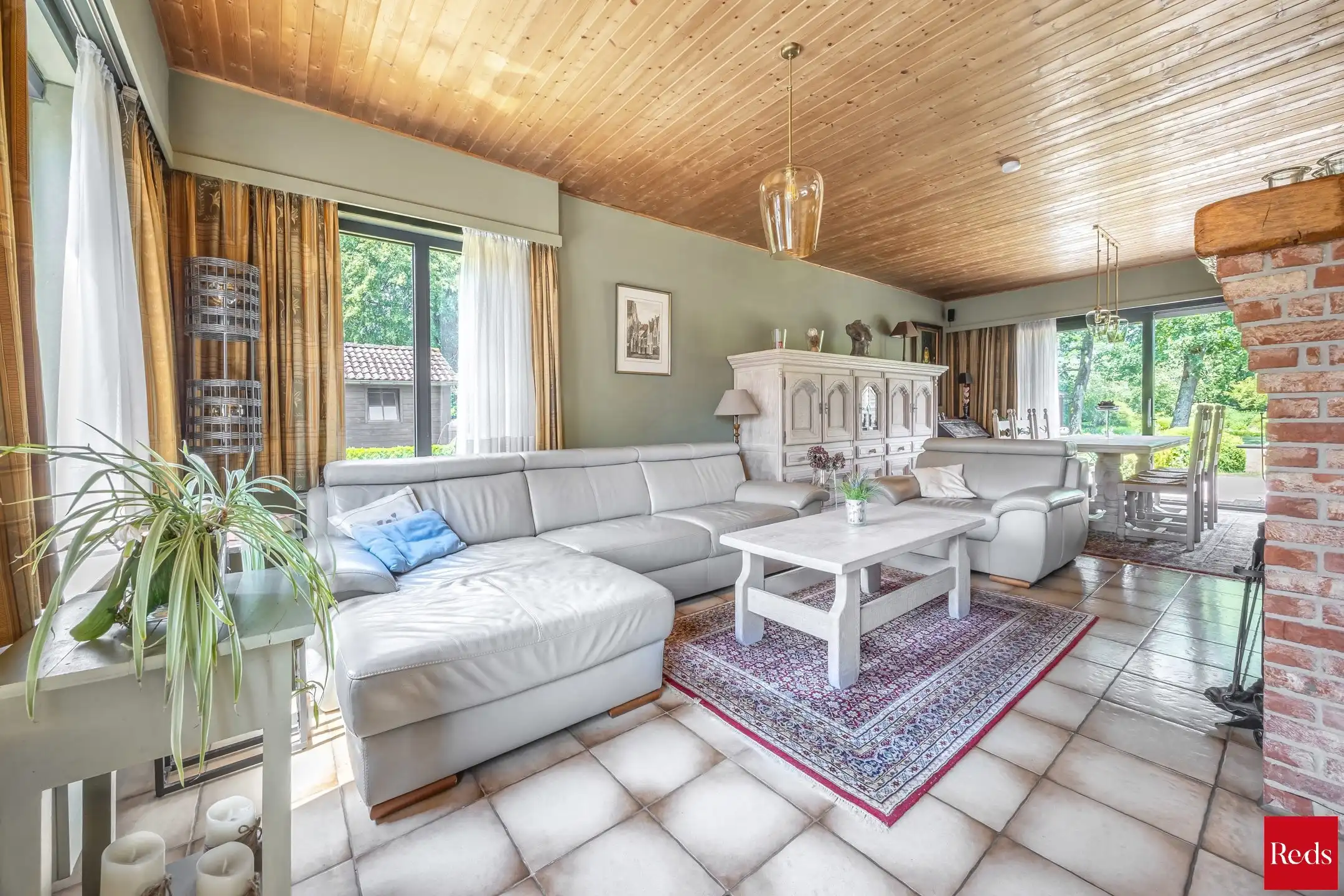 Charmante woning met uitzicht op blijvend groen foto 11