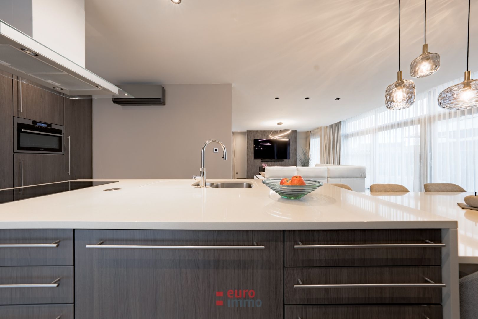 Exclusieve topvilla met binnenzwembad en zwemvijver in Sint-Idesbald! foto 10