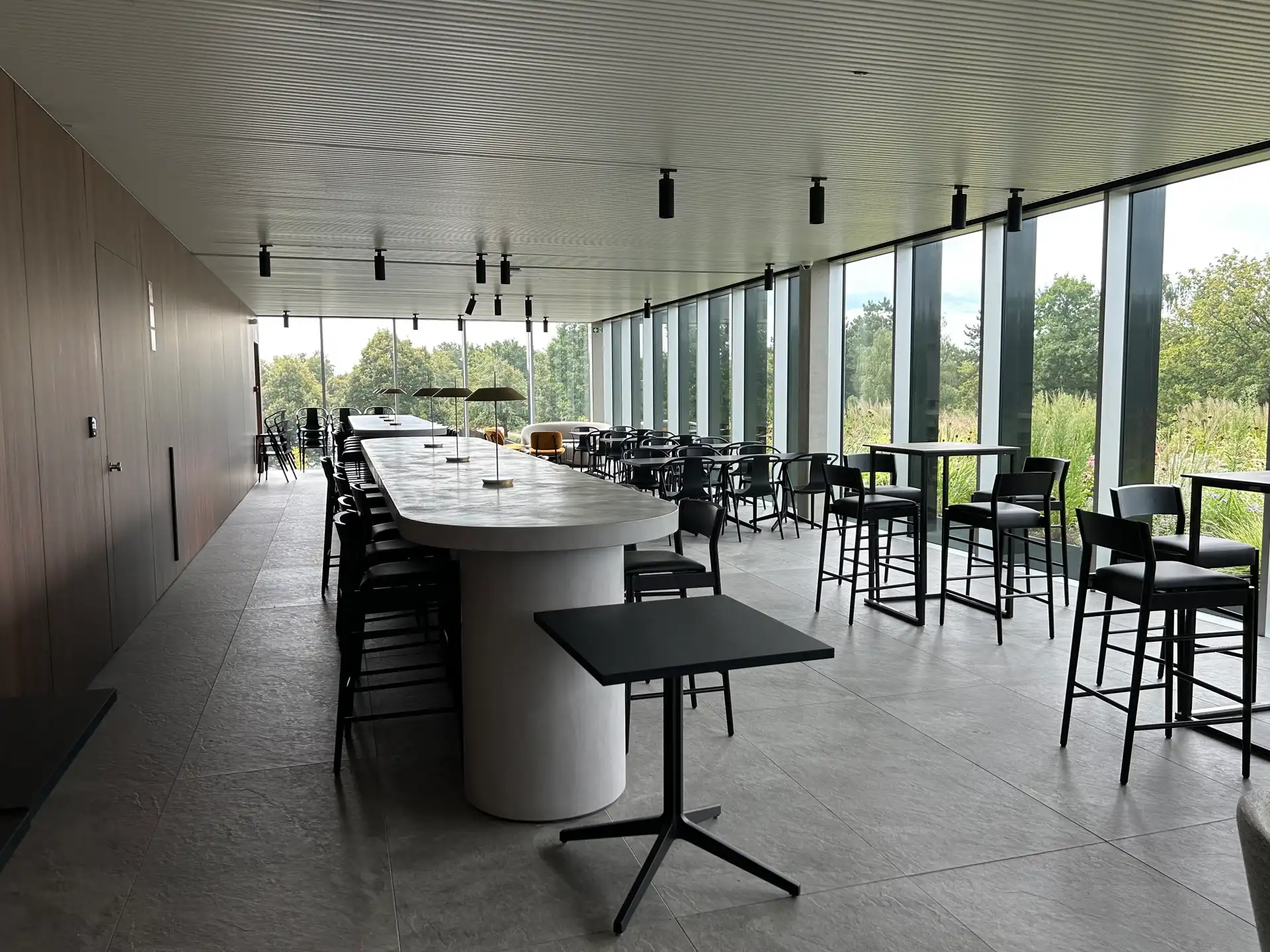 SQUARE ONE - HEDENDAAGS KANTOOR TE HUUR VAN 457 M² TE GEEL foto 9