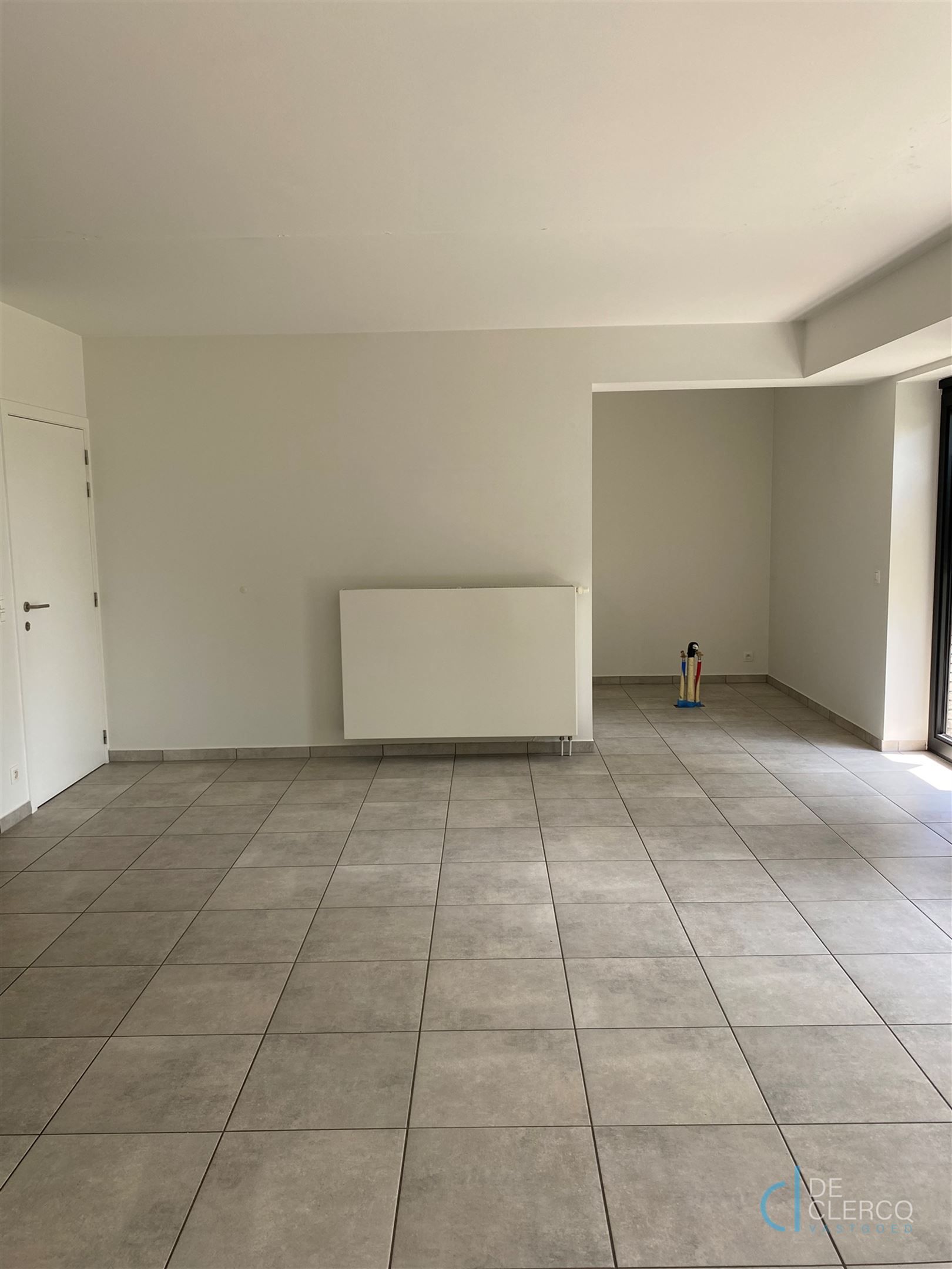Nieuwbouw handelspand TE KOOP op toplocatie in Lochristi! foto 4