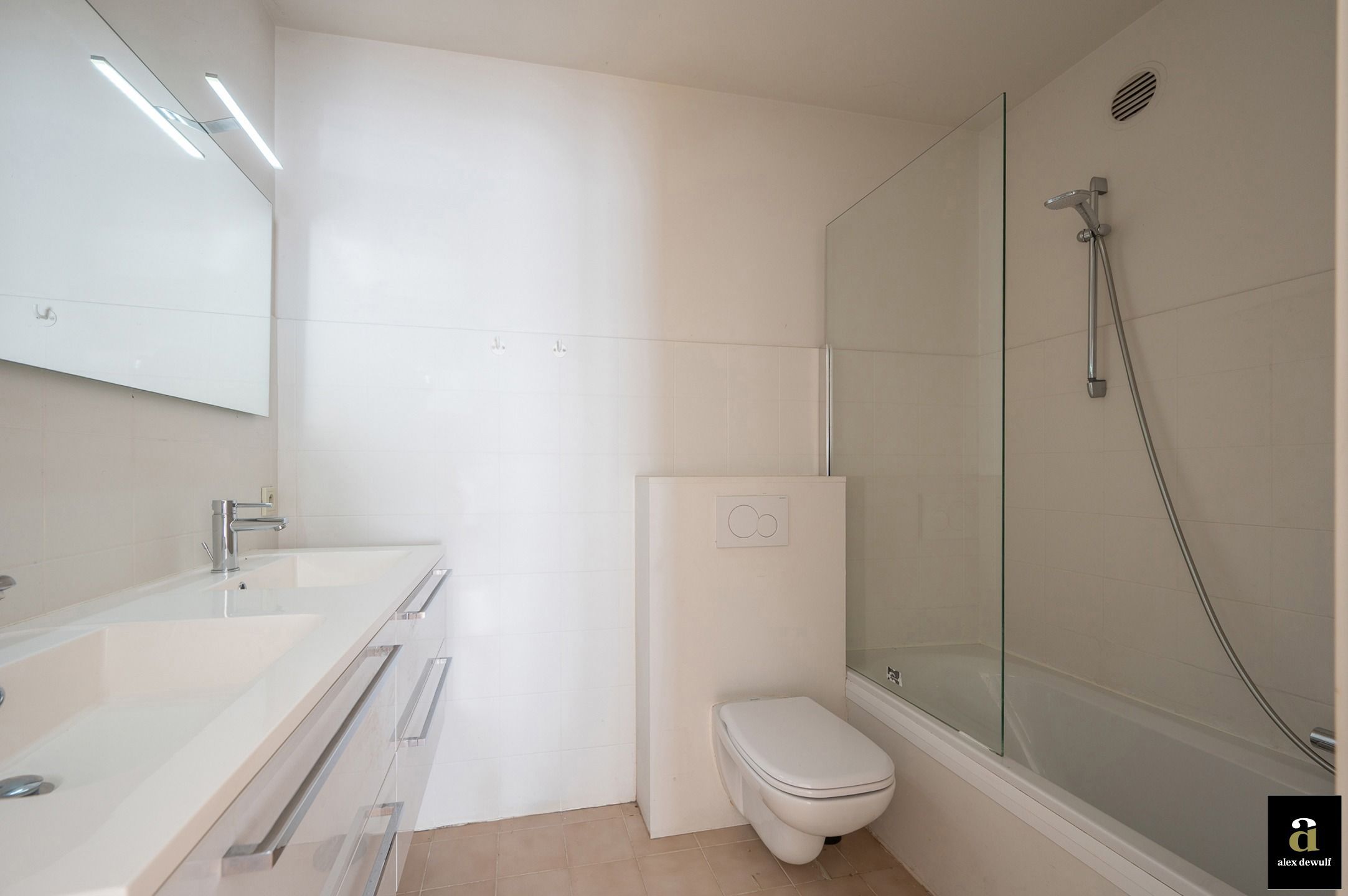 Uitstekend gelegen 3 slaapkamer appartement met frontaal zeezicht [Rubensplein - Albertstrand]. foto 23