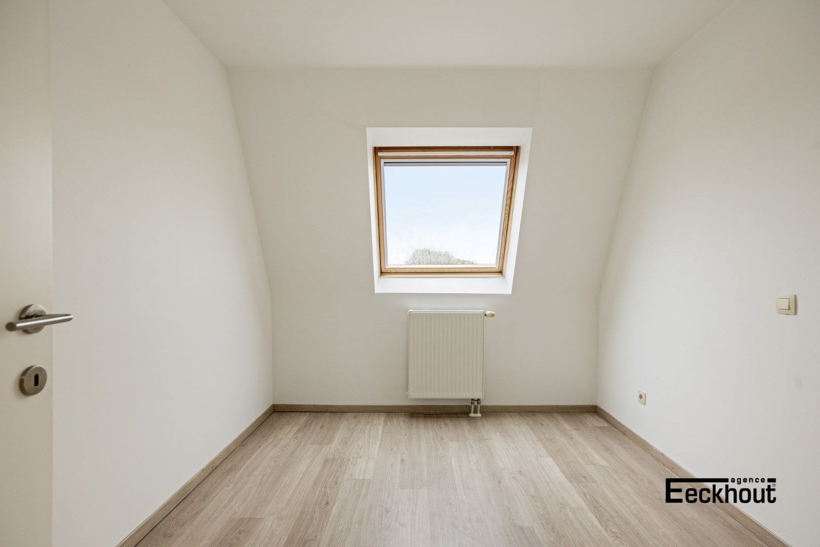Instapklaar duplexappartement met grote terrassen en mooi open zicht! foto 18