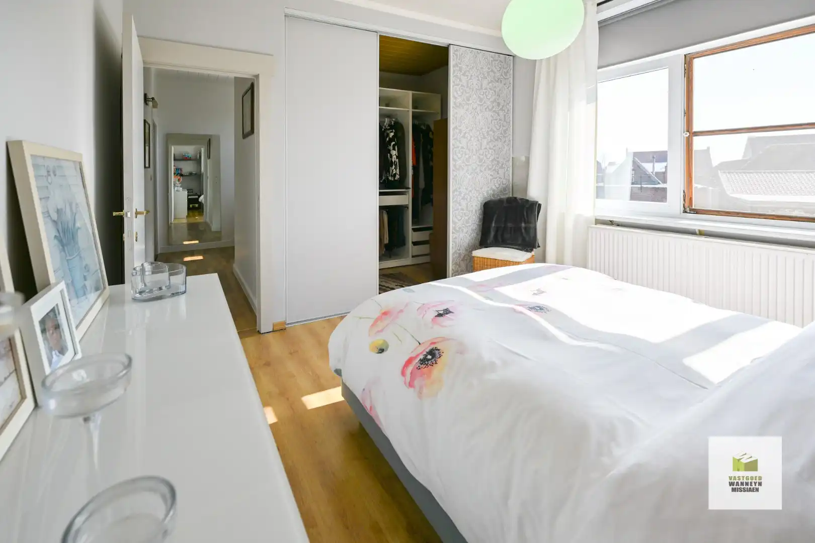 Woning met 3 slaapkamers, zuidgerichte tuin en garage in het hart van Oedelem foto 14