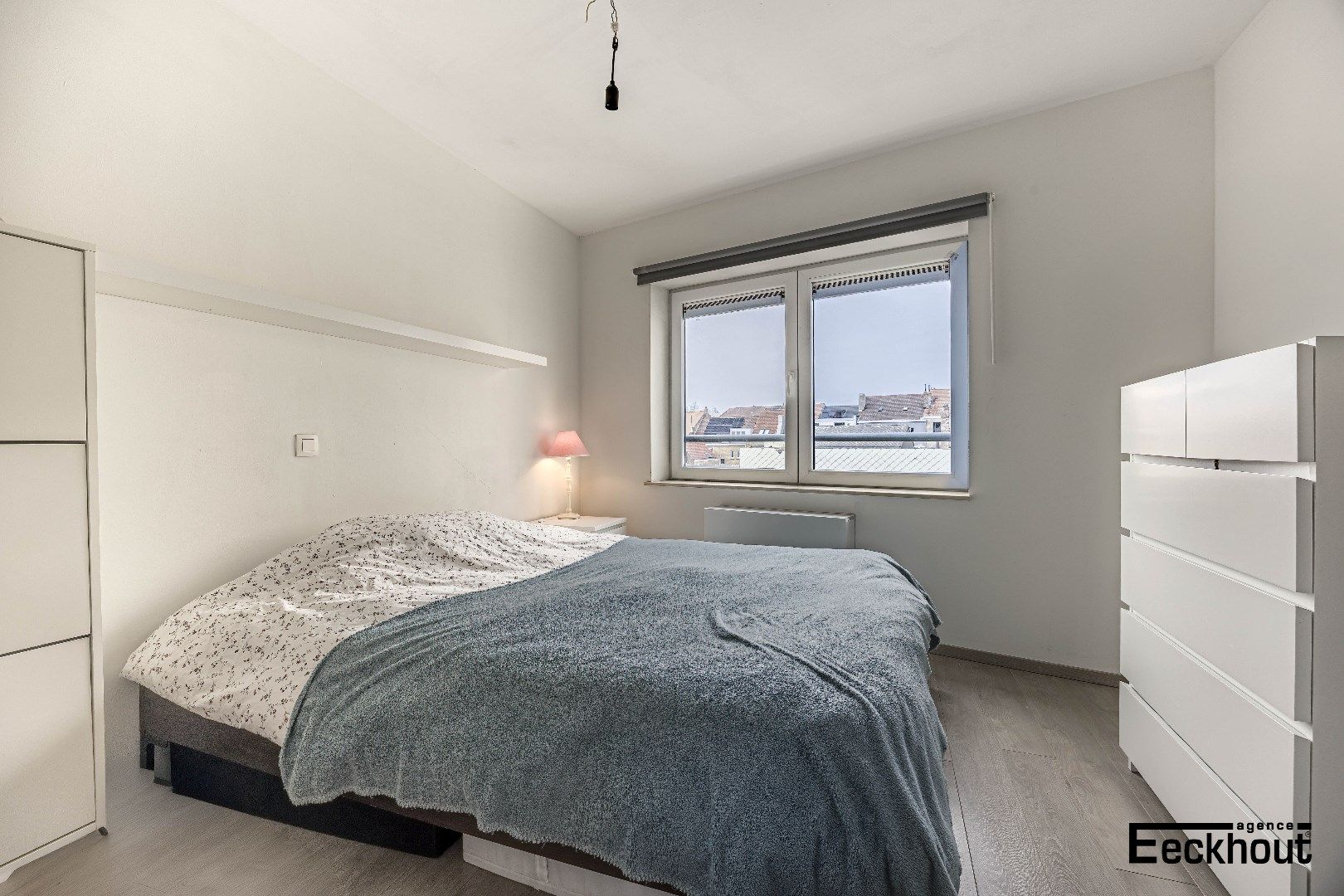 Zeer ruim en modern 3-slaapkamerappartement! foto 8