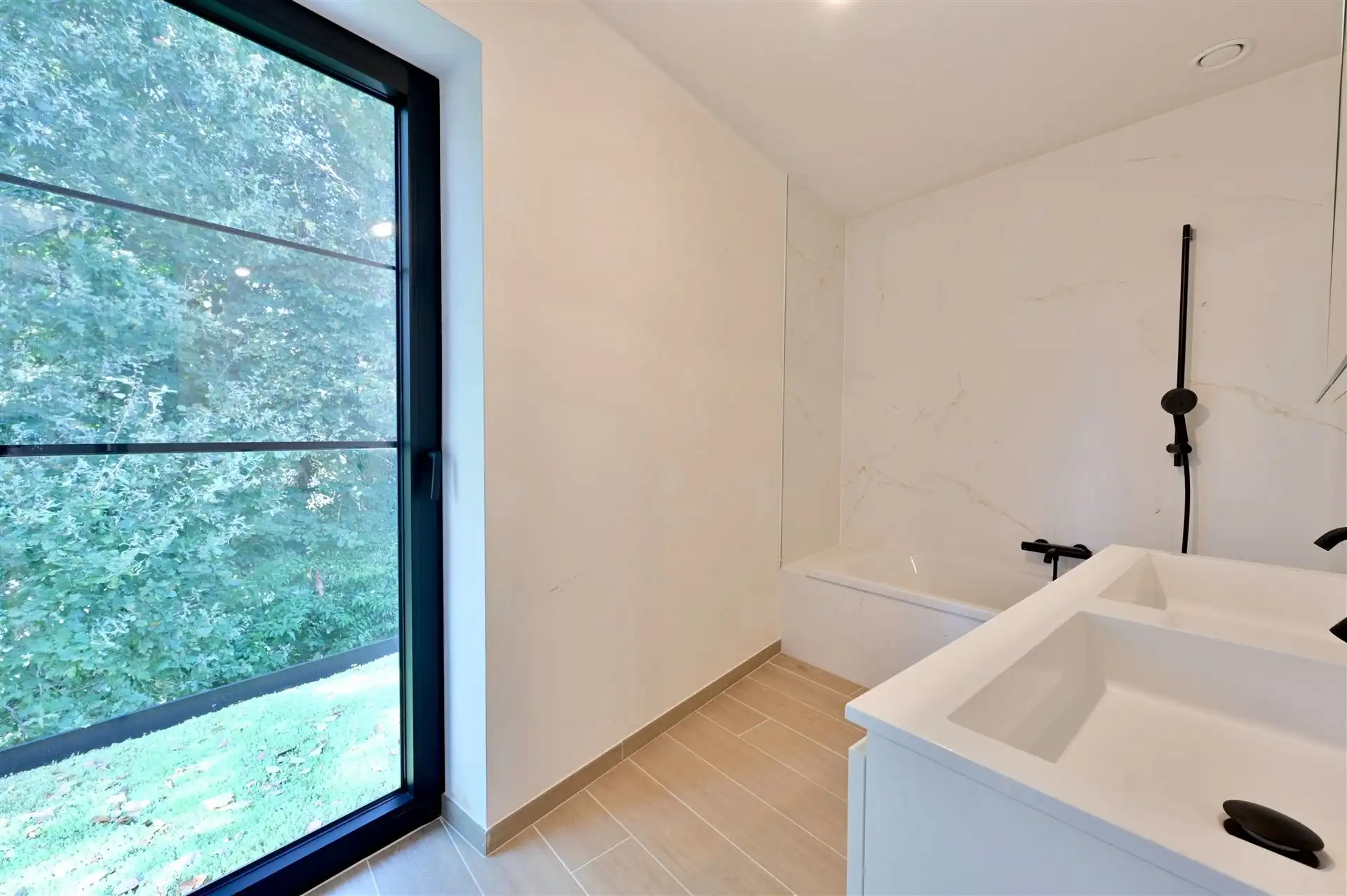 Comfortabele nieuwbouwwoning met 3 slaapkamers foto 17