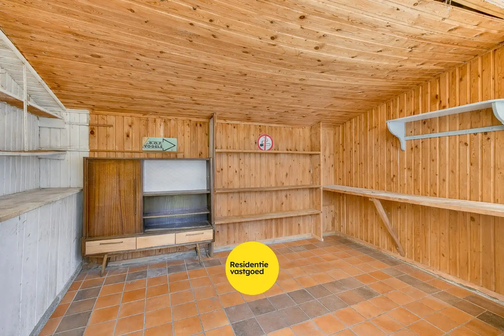 Te renoveren halfopen bebouwing met tuin en groot potentieel foto 18