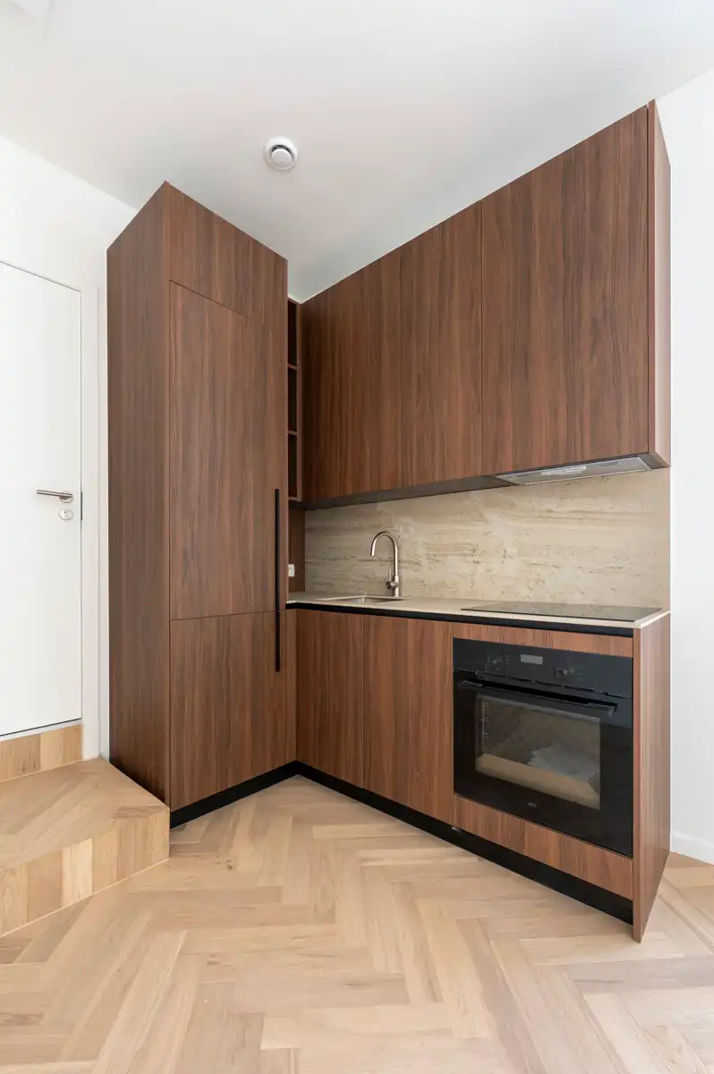 Gerenoveerde studio te huur  foto 2