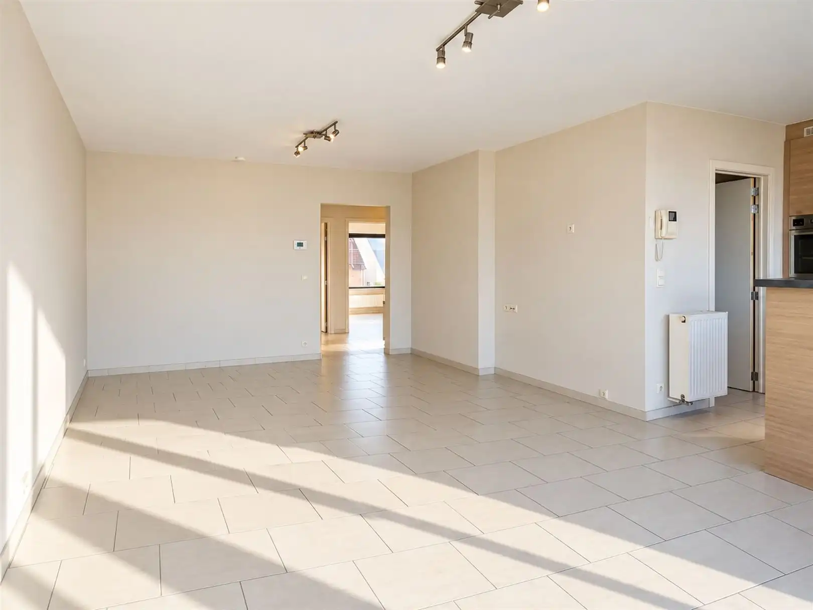 Appartement met twee slaapkamers en riant terras  foto 3