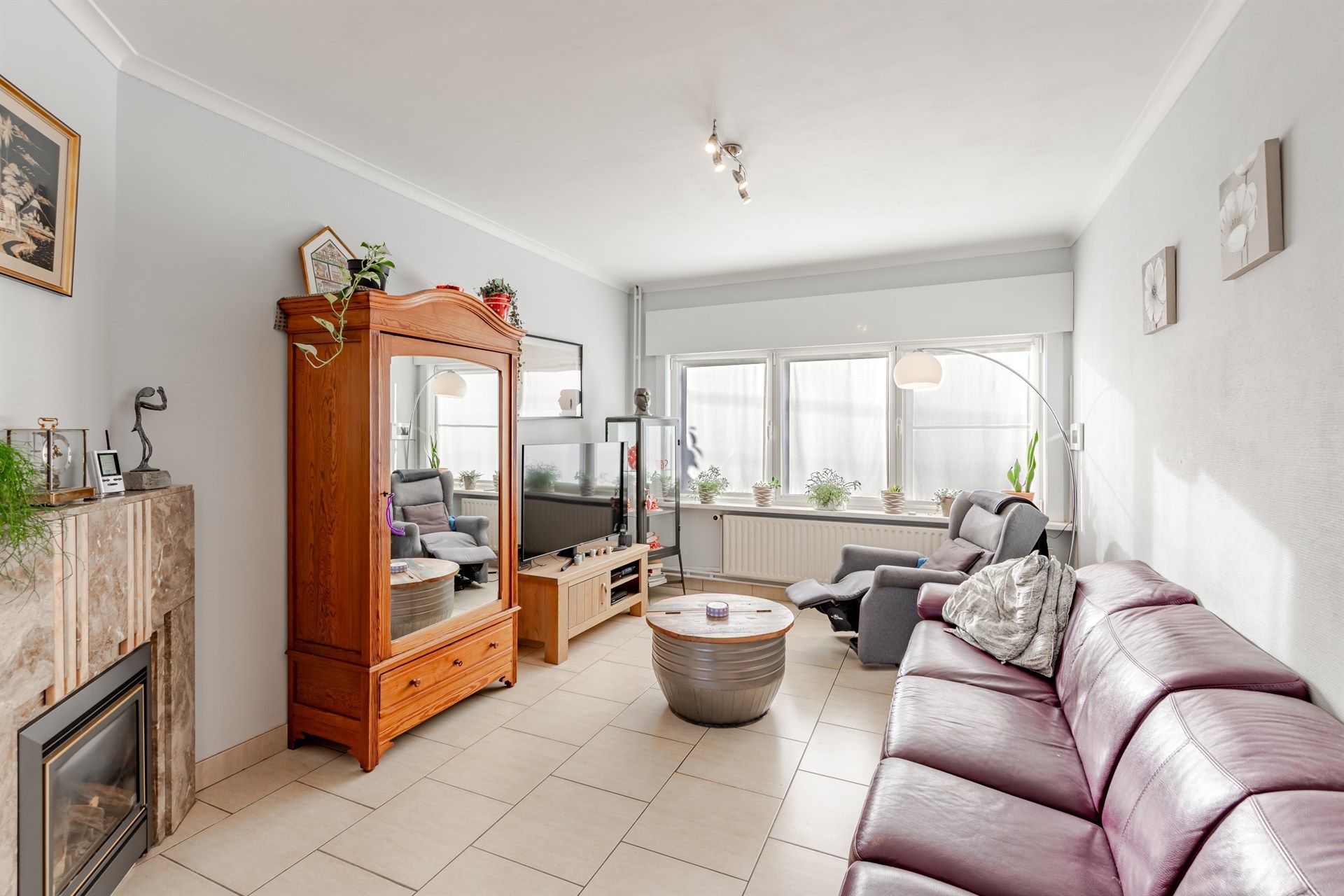 Ruime gezinswoning met vier slaapkamers te Denderleeuw foto 4