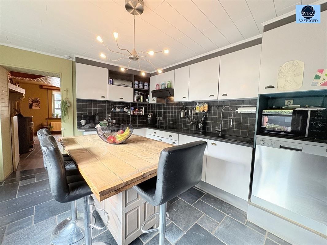 RUIME KARAKTERWONING MET GROENE OASE IN ZARLARDINGE foto 5