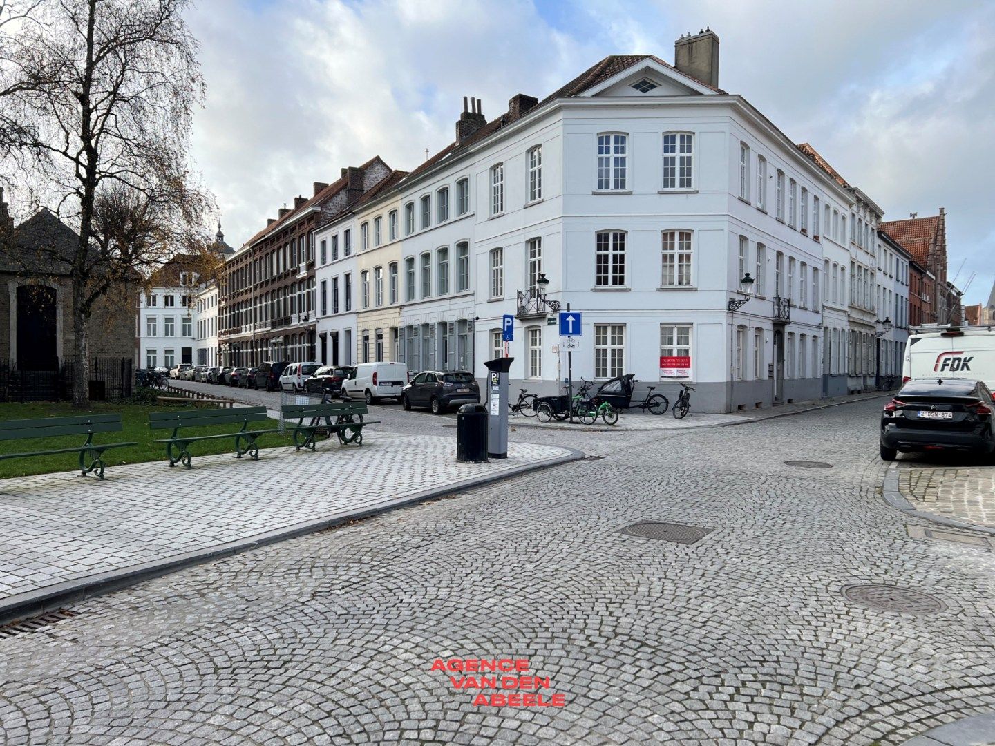 Gelijkvloersappartement vlakbij Sint-Annakwartier foto {{pictureIndex}}