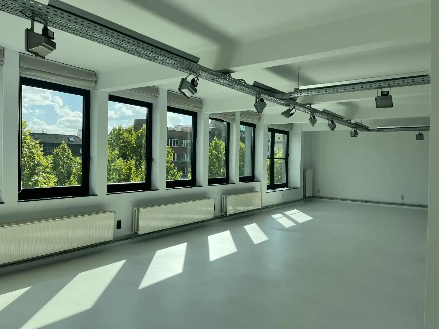 Kantoor te huur Ankerrui 11 - 13/2V - 2000 Antwerpen