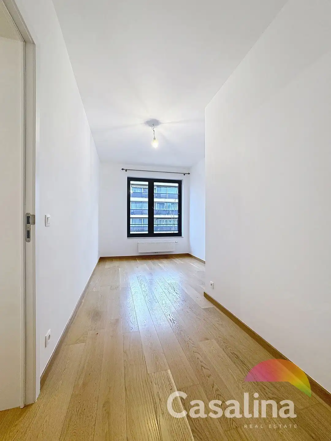 Prachtig 3-slaapkamerapp. met terras en parking (EPC: A-) foto 10