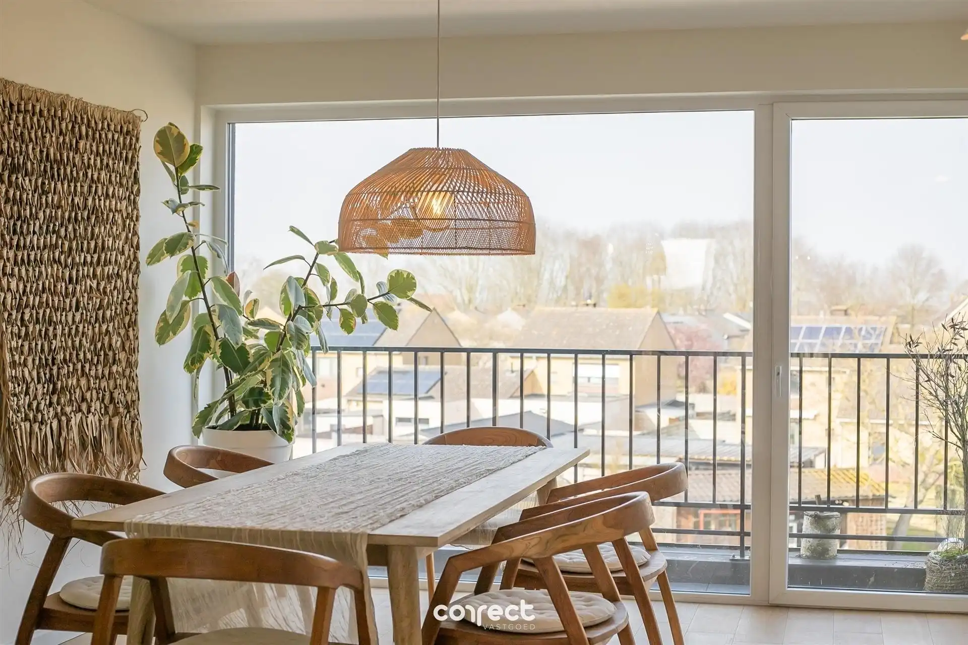 Instapklaar prachtig duplex-app met terras en 2 slaapkamers foto 4