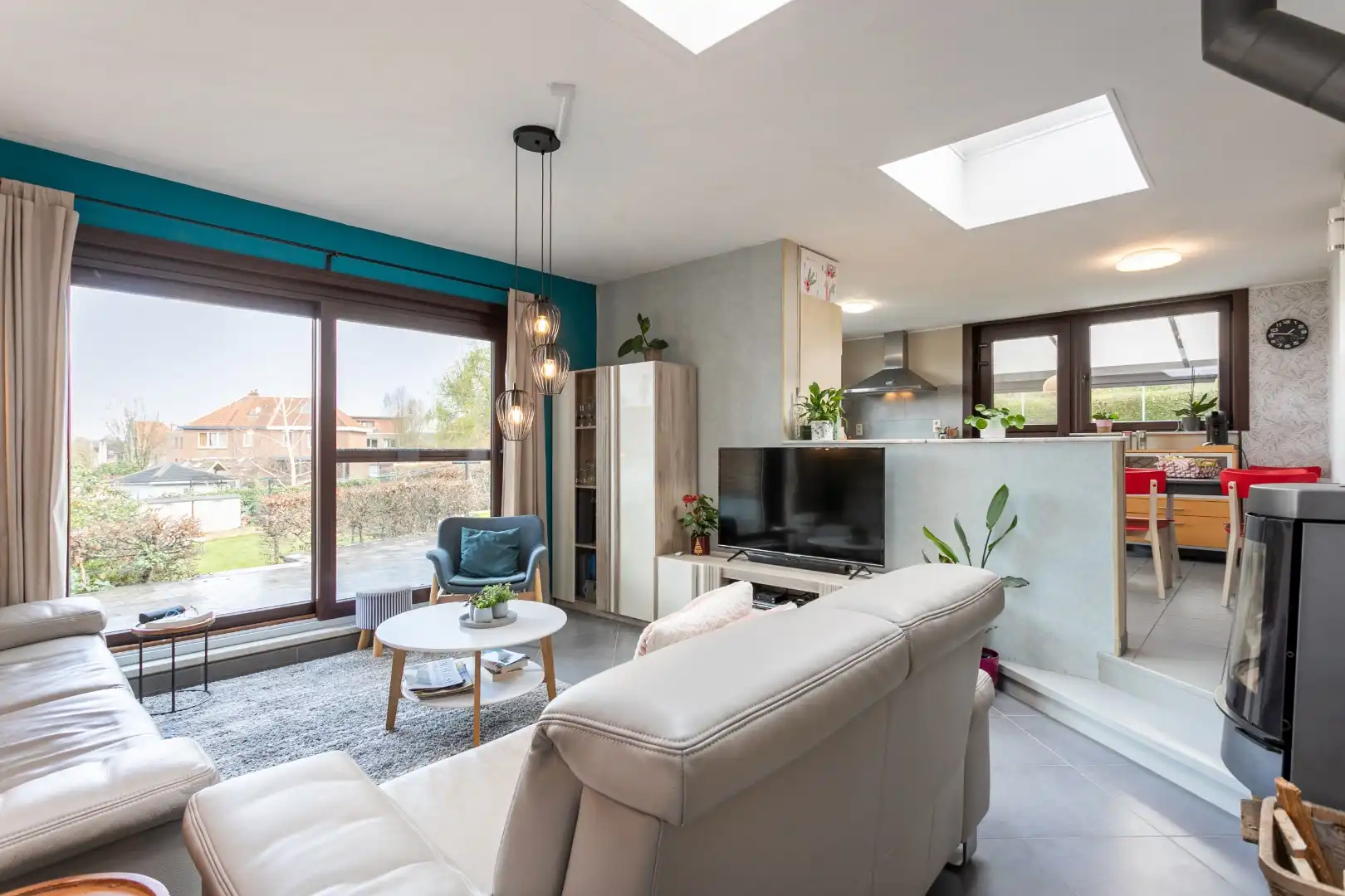 Instapklare gezinswoning met 3 slaapkamers, EPC C en ruime tuin in Buizingen foto 8