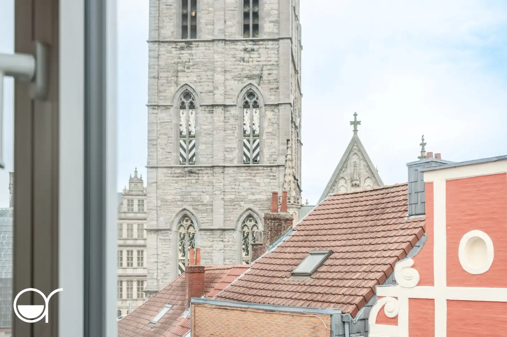 Gerenoveerd appartement in historisch stadscentrum foto 16