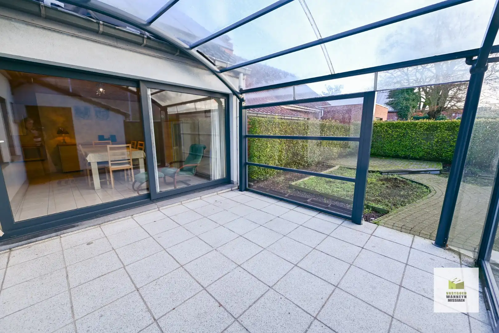 Knusse woning met 1 slaapkamer, gezellige tuin, garage en parking foto 18