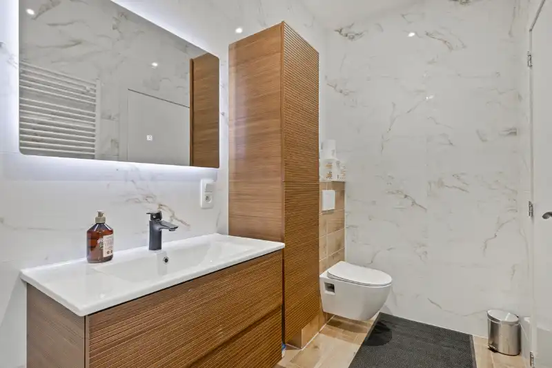 Lichtrijke hoekwoning met 3 slaapkamers, zonnepanelen en klein koertje foto 5