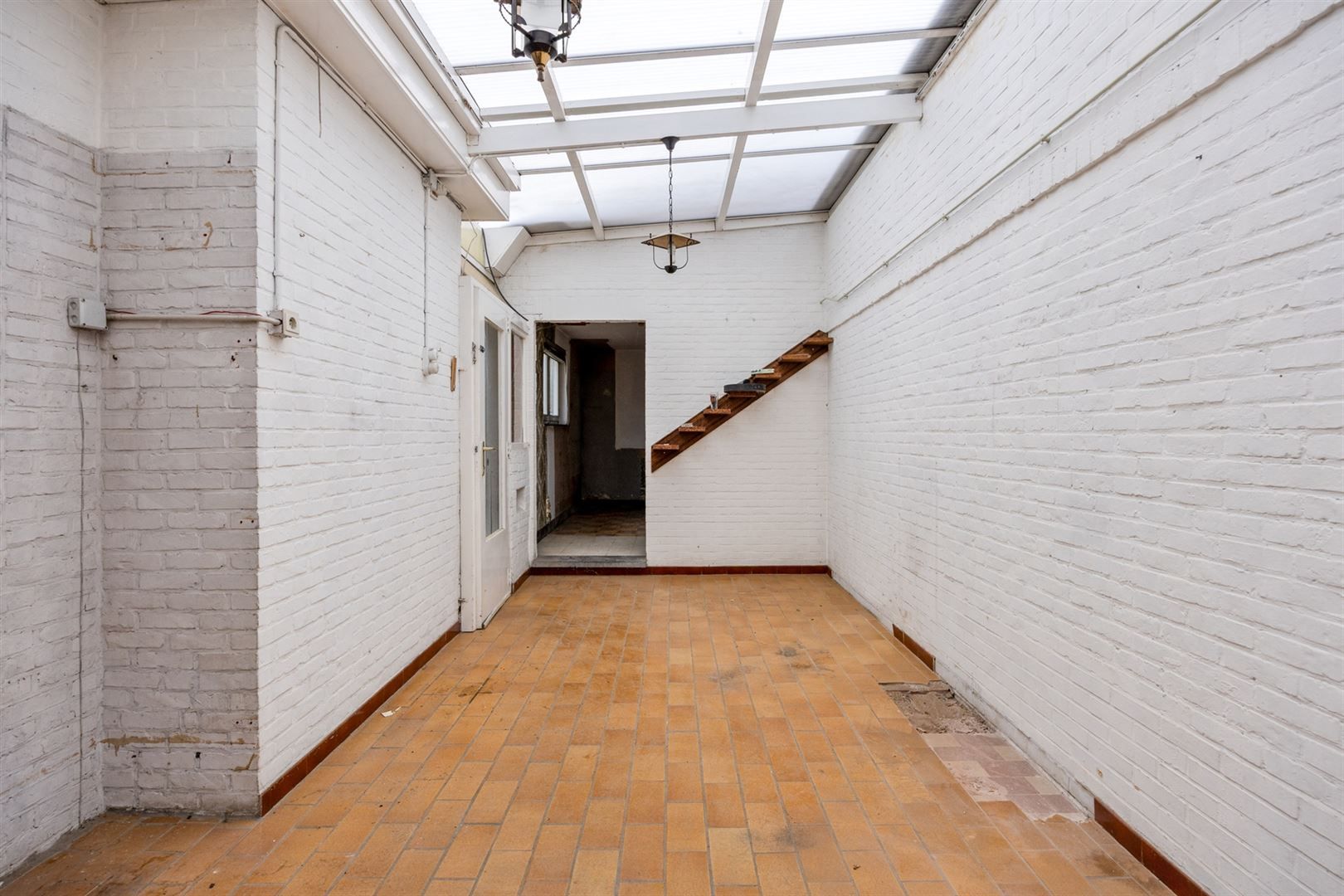 TE KOOP: Te renoveren woning met centrale ligging te Paal!  foto 8