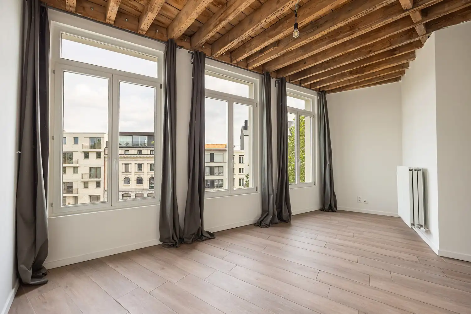 Instapklaar 1-slaapkamer appartement tussen Eilandje en centrum mét terras foto 10