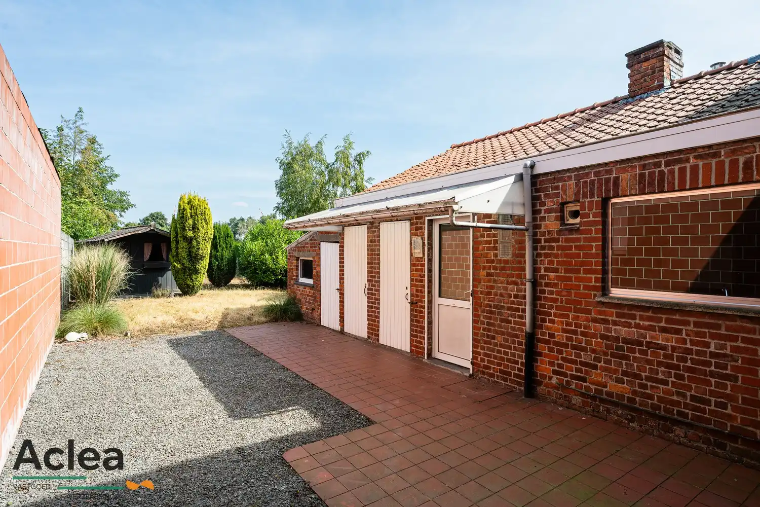 Te renoveren halfopen bebouwing op mooi perceel van 444m² foto 11