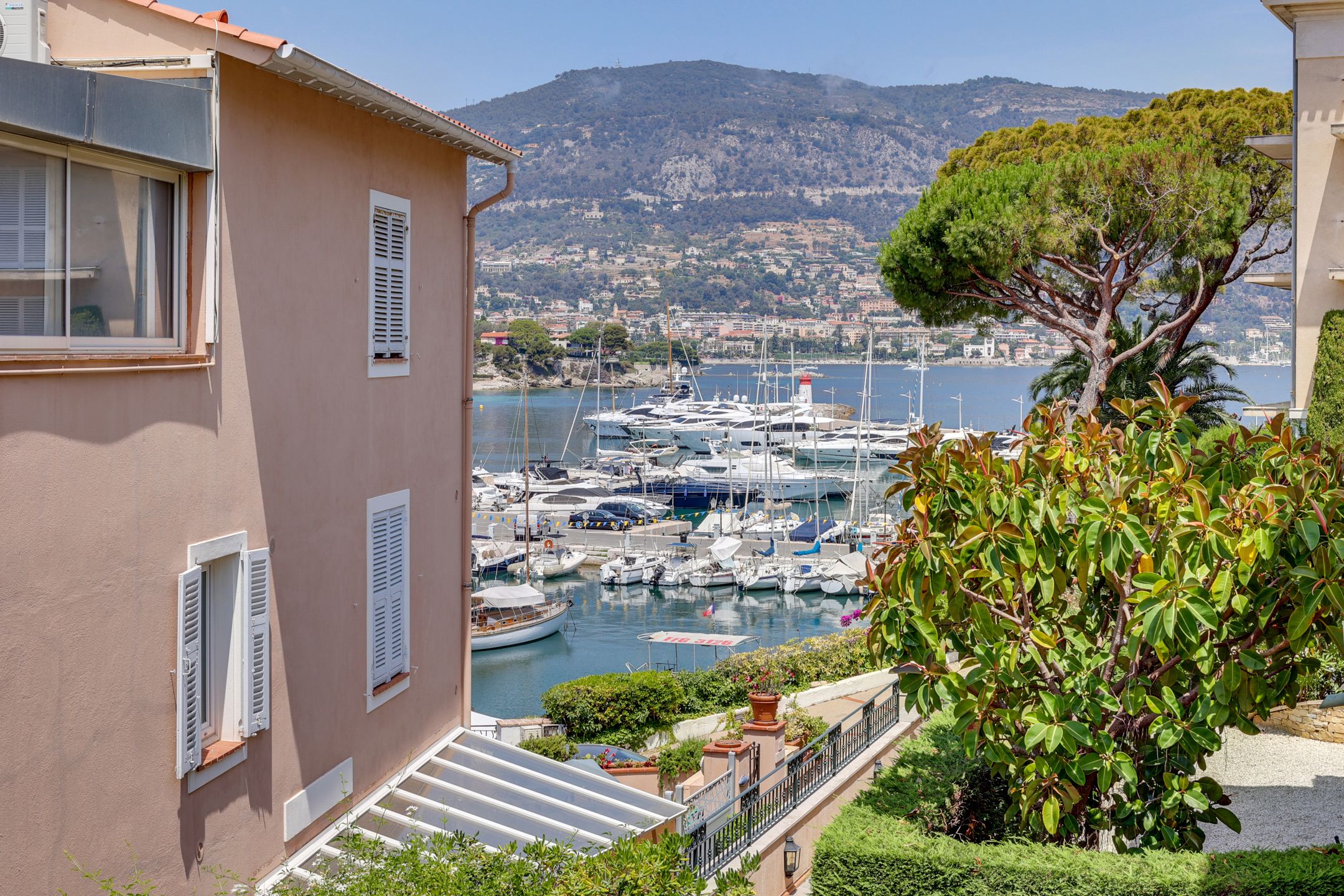 magnifieke luxevilla met zwembad op Cap-Ferrat foto 6