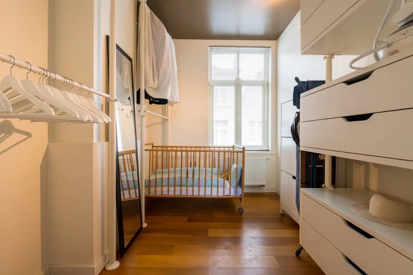 Karaktervolle stadswoning met modern comfort en authentieke ziel foto 12