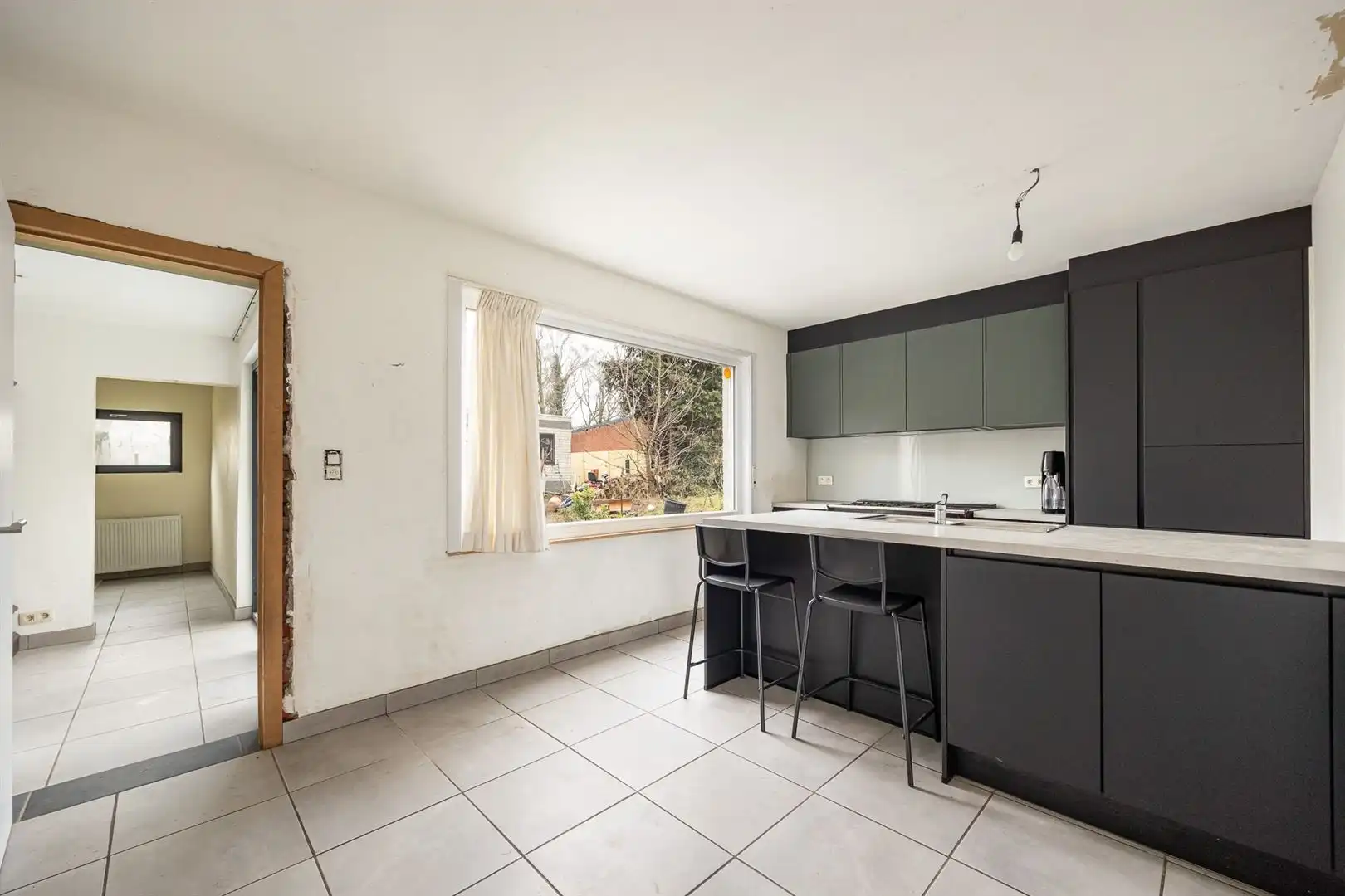 Ruime woning met 4 slpks & top-potentieel in Wuustwezel! foto 7