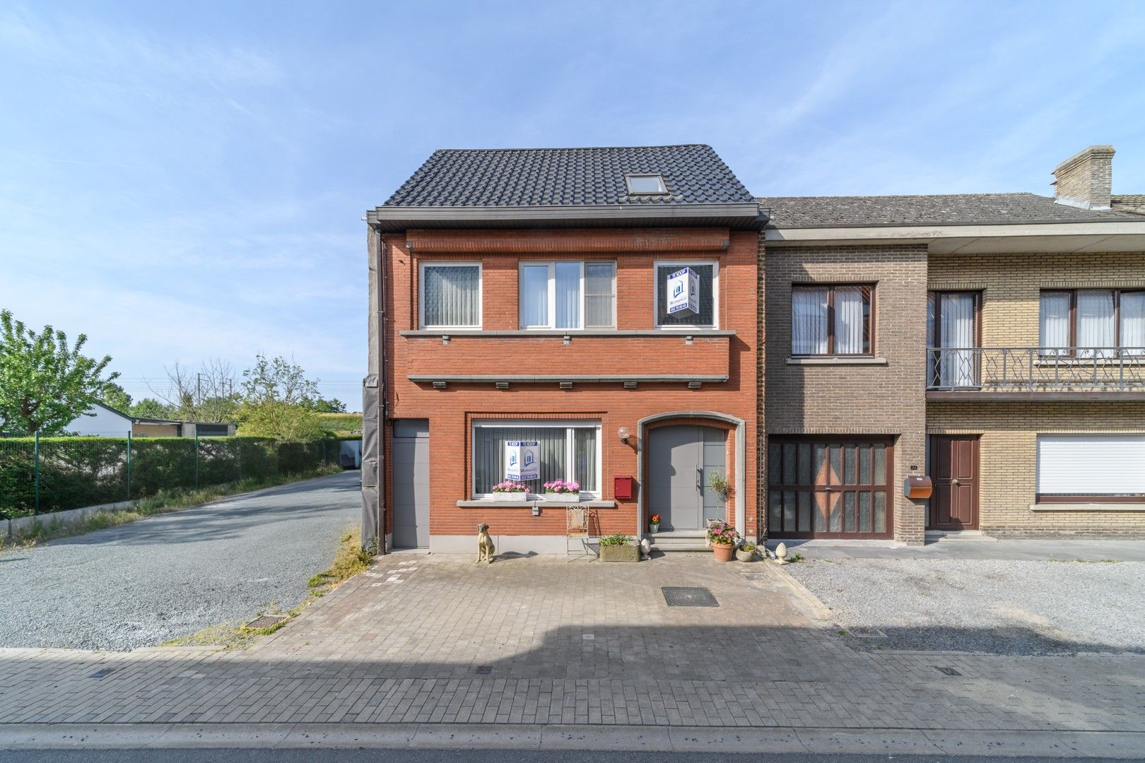 Instapklare gezinswoning met ruime tuin te Terjoden (Erembodegem) foto 31