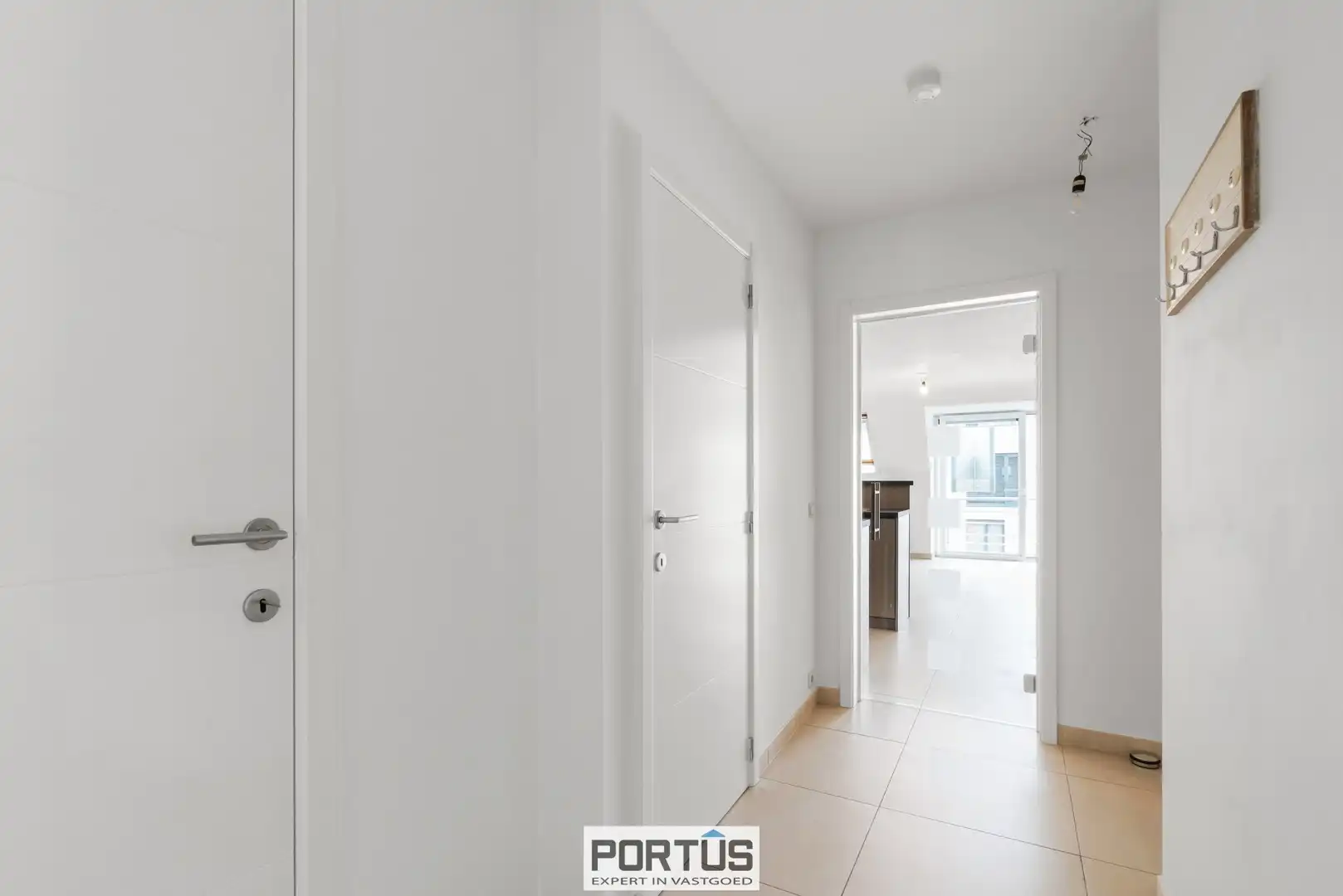 Appartement met twee slaapkamers te koop centrum Lombardsiijde foto 12