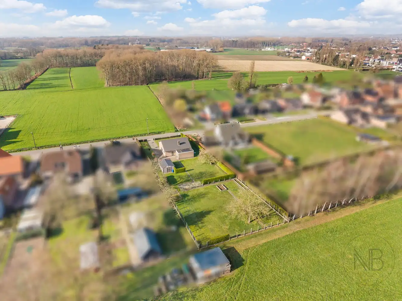 Gelijkvloerse woning met 2 slaapkamers op een uniek perceel van 18a 26ca foto 22