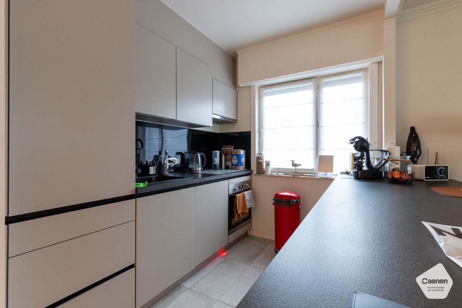 ZONNIG & INSTAPKLAAR HOEKAPPARTEMENT met 2 à 3 slaapkamers en GARAGEBOX foto 2