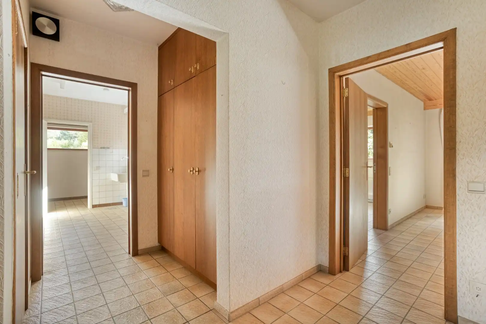 Ruime gezinswoning met grote tuin op perceel van 10a 29ca in Oud-Heverlee – bewoonbare opp. 226 m² foto 5