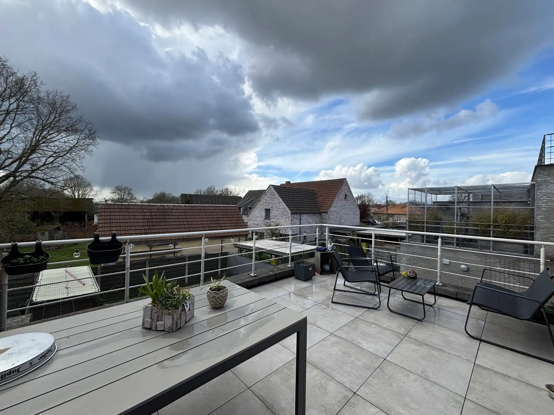 Appartement met 3 slaapkamers en terras + 2 parkeerplaatsen foto 5