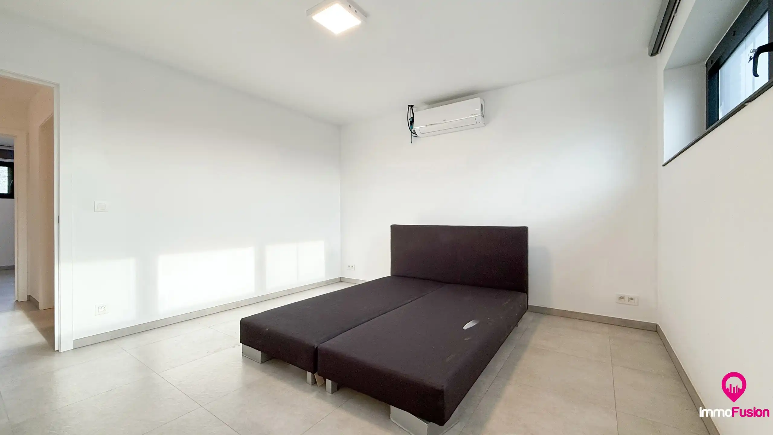 Moderne halfopen bebouwing met 3 slpks, airco en tuintje! foto 21