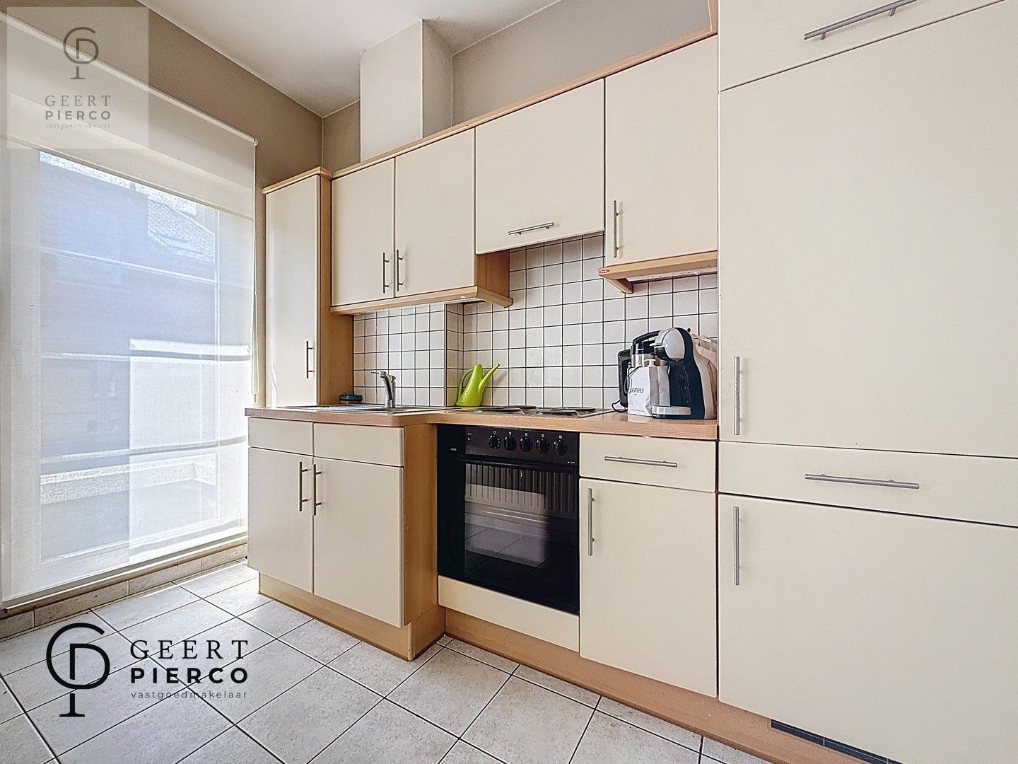 Knap gerenoveerd appartementsgebouw foto 27