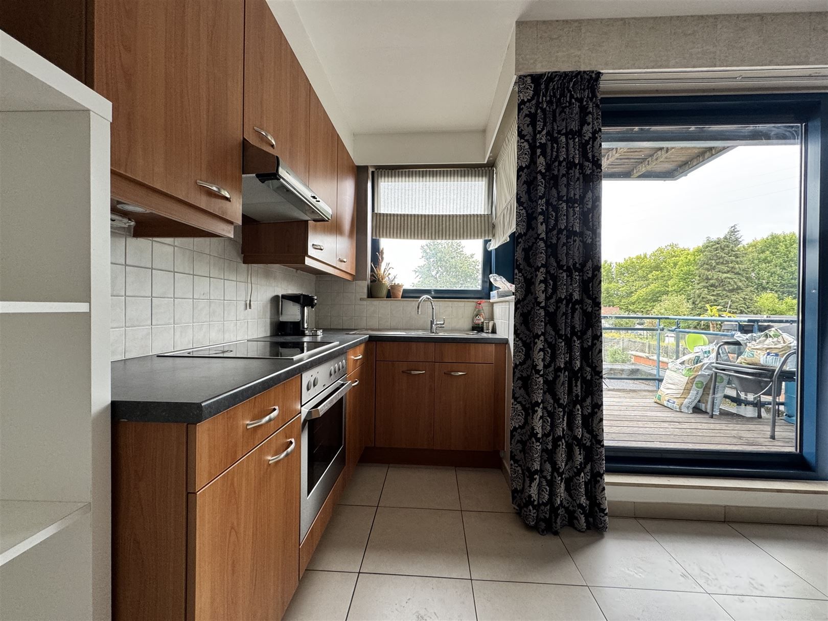 Appartement met terras in centrum Sint-Niklaas foto 5