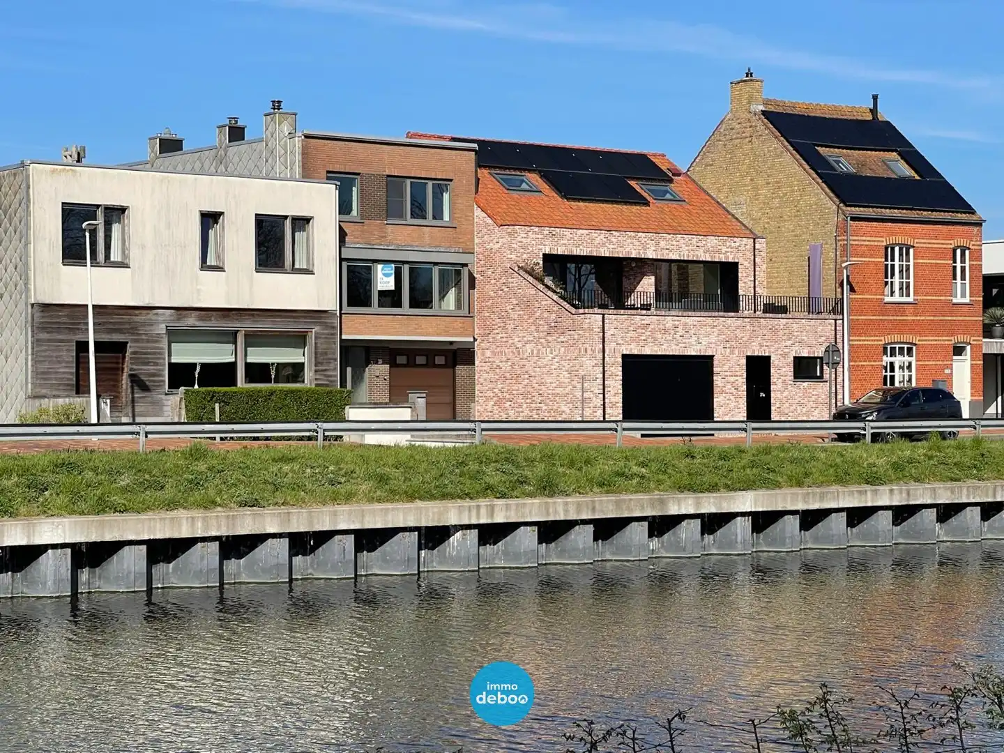 Moderne woning met uniek uitzicht op de ijzer foto 21