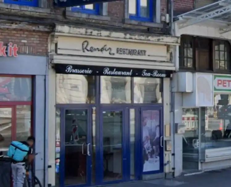 COMMERCIEEL PAND NABIJ MC DONALDS foto {{pictureIndex}}