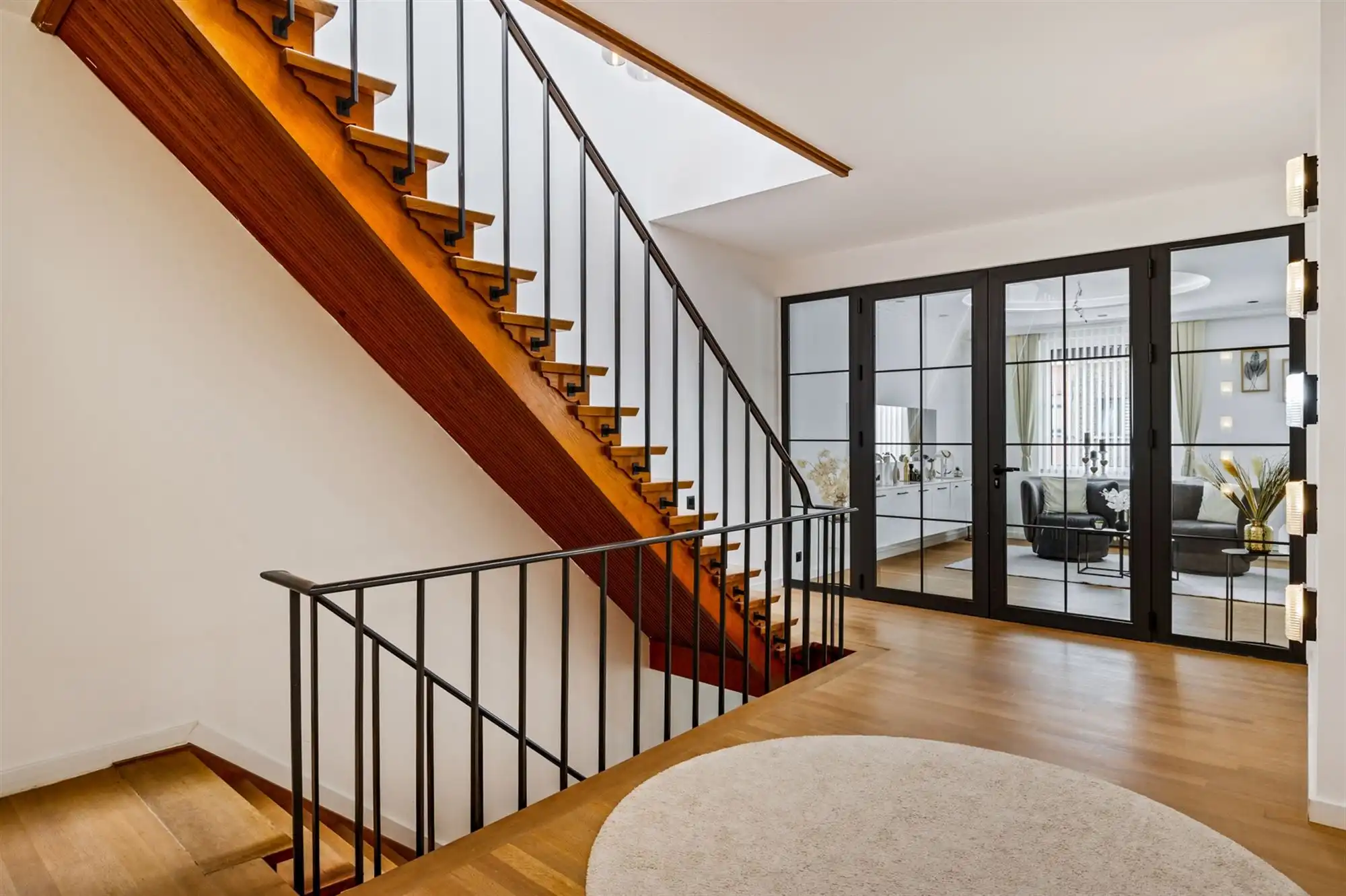 Prestigieuze woning met gelijkvloerse kangoeroewoning. foto 4