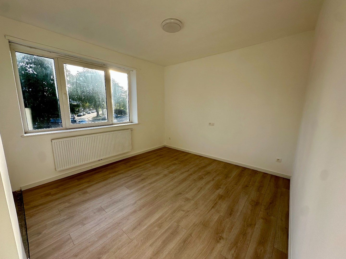 Gerenoveerd appartement met 2 slk foto 6