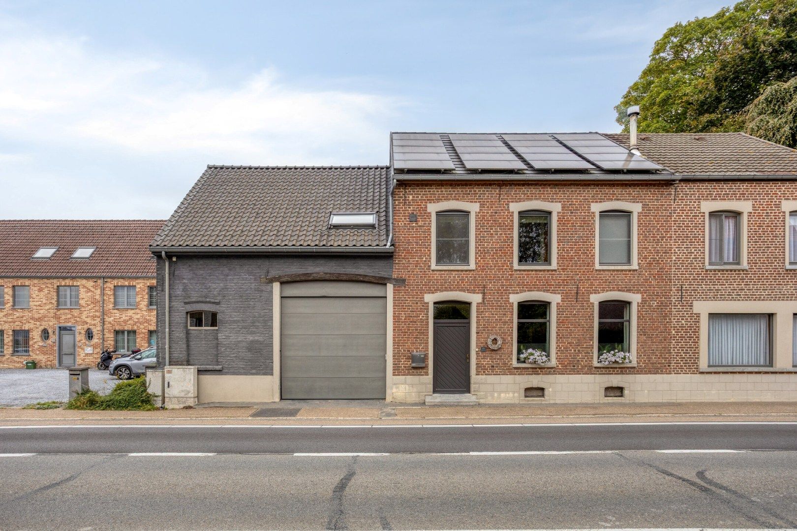 Ruime energiezuinige woning met 4 slaapkamers in Glabbeek! foto {{pictureIndex}}