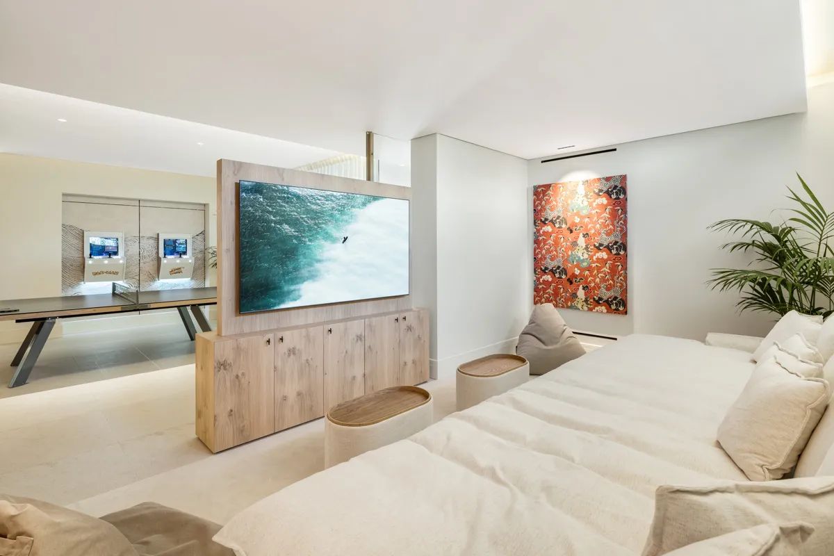Exclusieve villa met ruim perceel – luxe, ruimte en sereniteit foto 13