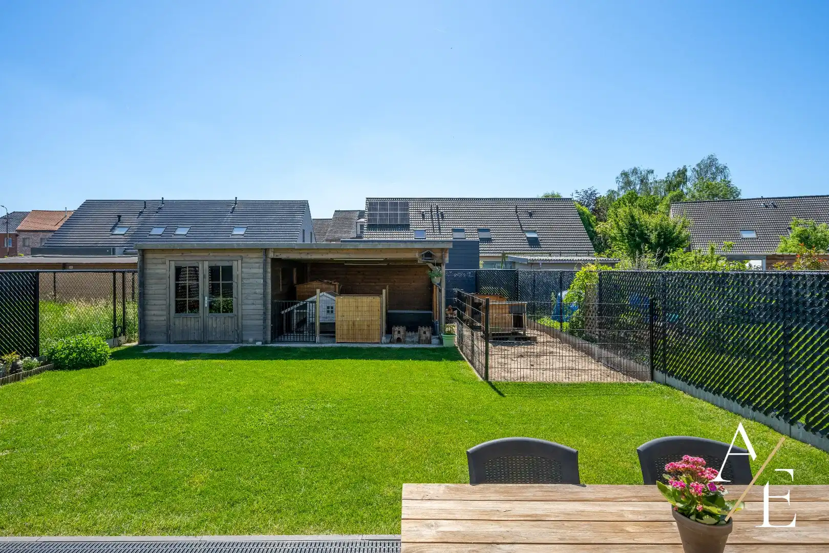 LEDE-Energiezuinige recente woning met 3 slpks  en tuin! foto 7